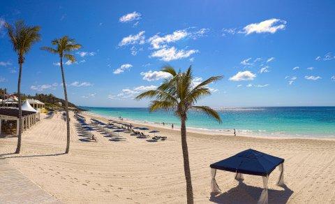 фото отеля Elbow Beach, Bermuda