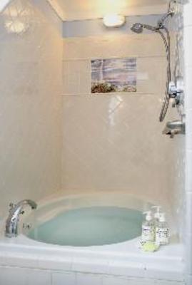 фото отеля Blueberry Cove Inn