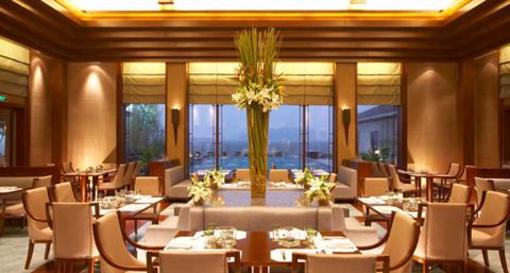 фото отеля Regalia Resort Spa Deqin