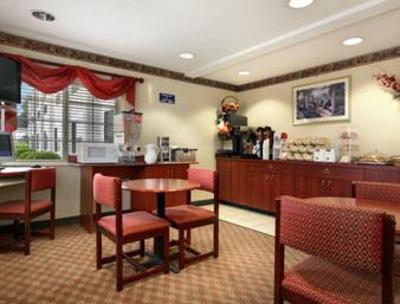 фото отеля Microtel Inn And Suites Burlington (North Carolina)