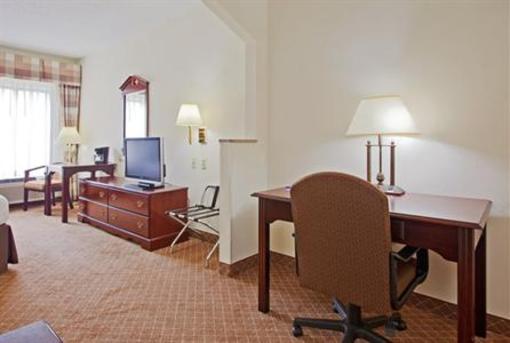 фото отеля Holiday Inn Express Hotel & Suites Ft. Payne