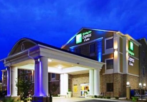 фото отеля Holiday Inn Express Hotel & Suites Prattville South