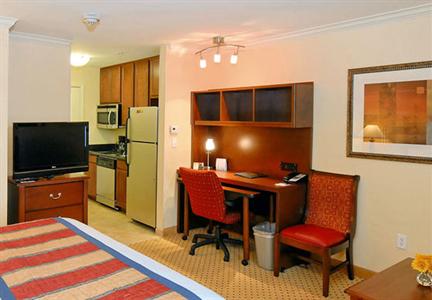 фото отеля TownePlace Suites Houston The Woodlands