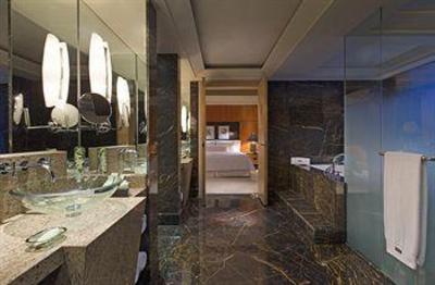 фото отеля The Westin Bund Center Shanghai