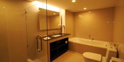 фото отеля Aspery Service Apartment Phuket