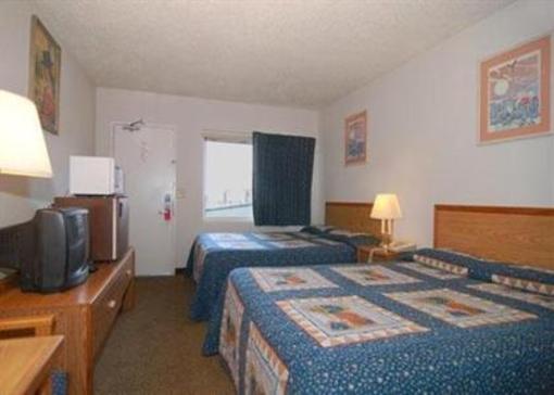 фото отеля Econo Lodge Red Bluff