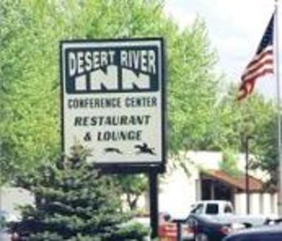 фото отеля Desert River Inn