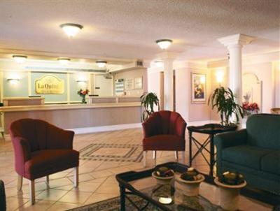 фото отеля La Quinta Inn & Suites Irvine Spectrum