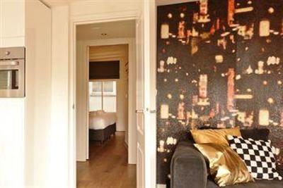 фото отеля Rembrandt Square Apartment Suites