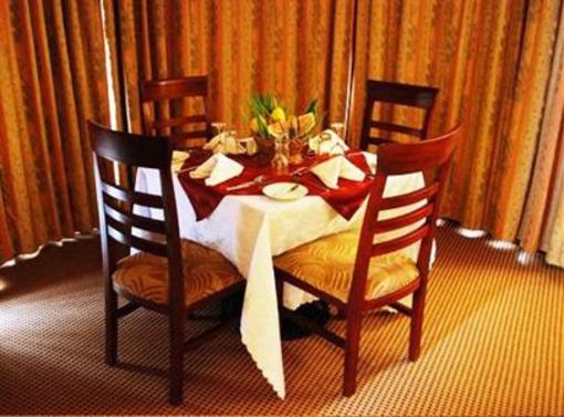 фото отеля Kibo Palace Hotel