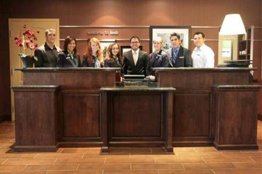 фото отеля Hampton Inn & Suites Lodi