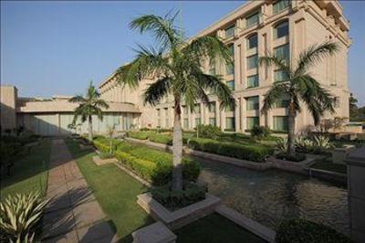 фото отеля The Grand New Delhi