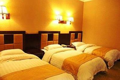 фото отеля Ziyou Youth Hotel Jiuzhaigou