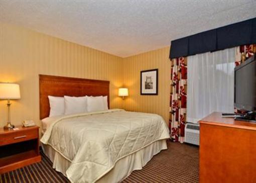 фото отеля Comfort Inn & Suites Alexandria