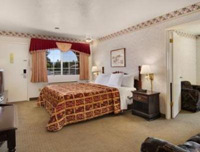 фото отеля Ukiah-Days Inn Gateway To Redwoods Wine Country