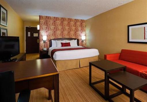 фото отеля Courtyard by Marriott Indianapolis at the Capitol