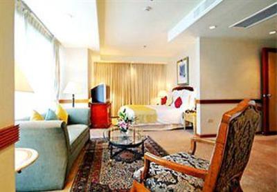 фото отеля New World Makati City, Manila Hotel