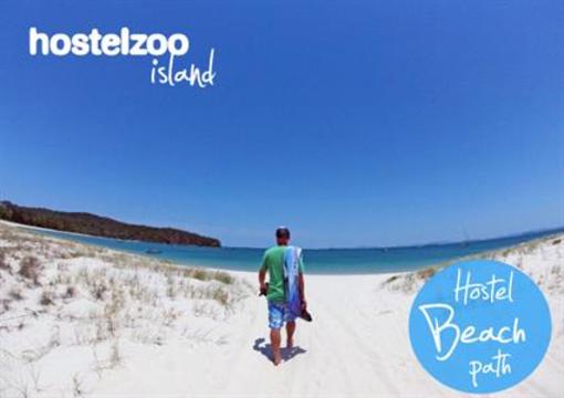 фото отеля Hostelzoo Island Eco Backpackers