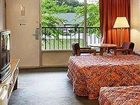 фото отеля Town and Country Inn Suites Spindale