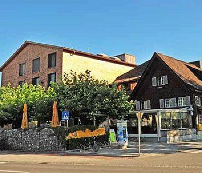 фото отеля Hotel Gasthof Lowen Feldkirch