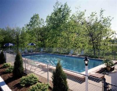 фото отеля Coachman Inn Kittery