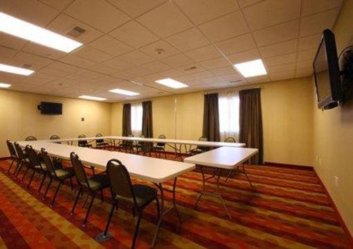 фото отеля Suburban Extended Stay Hotel Cedar Falls