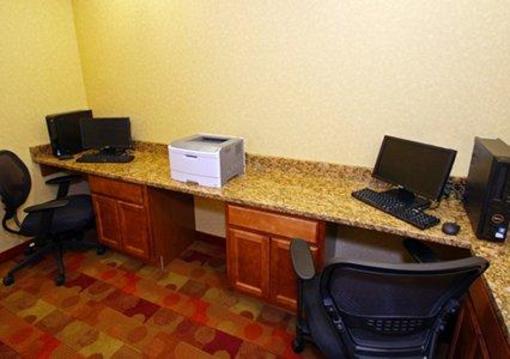 фото отеля Suburban Extended Stay Hotel Cedar Falls