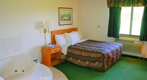 фото отеля AmericInn Lodge & Suites Burlington