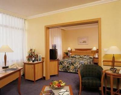 фото отеля Sodder's Svelton Manor Hotel Calangute