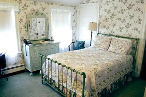 фото отеля Coolidge Corner Guest House Bed & Bagel
