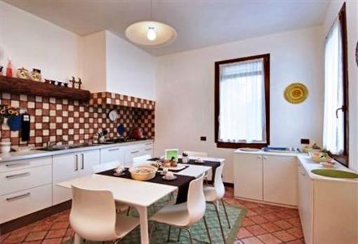 фото отеля 500 Bed and Breakfast