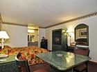 фото отеля Econo Lodge Inn& Suites Albany