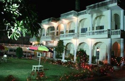 фото отеля Saheli Palace Hotel
