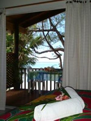 фото отеля Maiana Guesthouse and Beach Bungalows