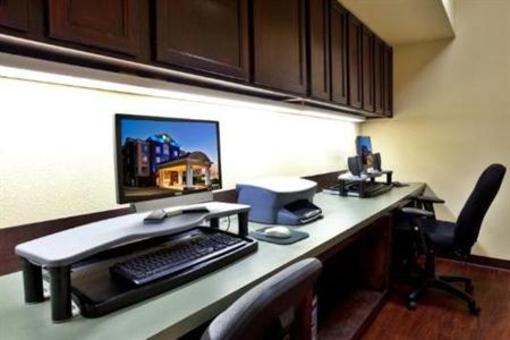 фото отеля Holiday Inn Express Hotel & Suites West Monroe LA