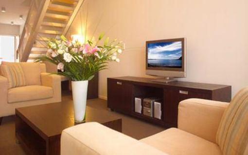 фото отеля Village Accommodation Wellington Hotel