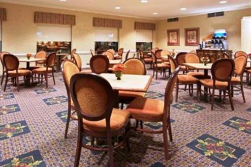 фото отеля Holiday Inn Express Hotel & Suites The Woodlands