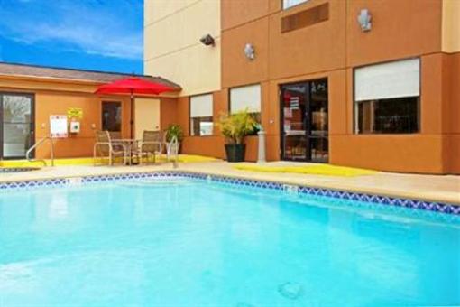 фото отеля Holiday Inn Express Hotel & Suites The Woodlands