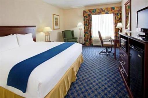 фото отеля Holiday Inn Express Hotel & Suites The Woodlands