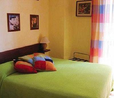 фото отеля Morelli 49 Bed & Breakfast Naples