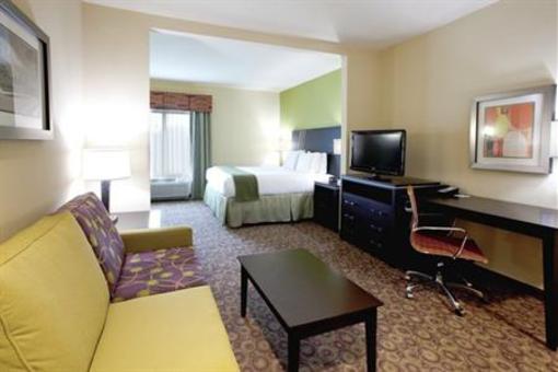 фото отеля Holiday Inn Express Hotel & Suites Clemson - Univ Area