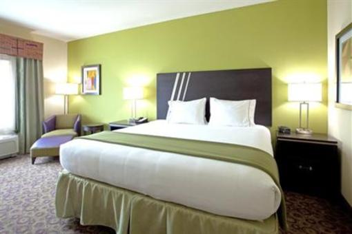 фото отеля Holiday Inn Express Hotel & Suites Clemson - Univ Area