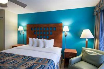 фото отеля Rodeway Inn & Suites Airport/Cruise Port