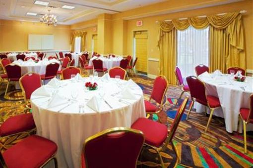фото отеля Holiday Inn Chantilly - Dulles Expo