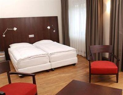 фото отеля Hotel Roessli