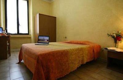фото отеля Verona Hotel Milan