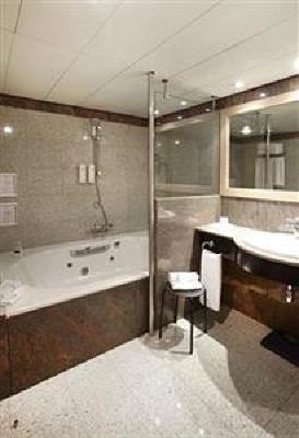фото отеля Holiday Inn Andorra