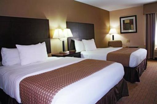 фото отеля La Quinta Inn & Suites Frankfort