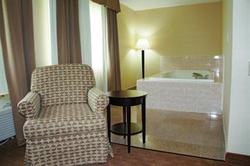 фото отеля La Quinta Inn & Suites Frankfort