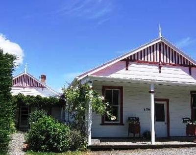 фото отеля Murrell's Grand View House Bed & Breakfast Manapouri